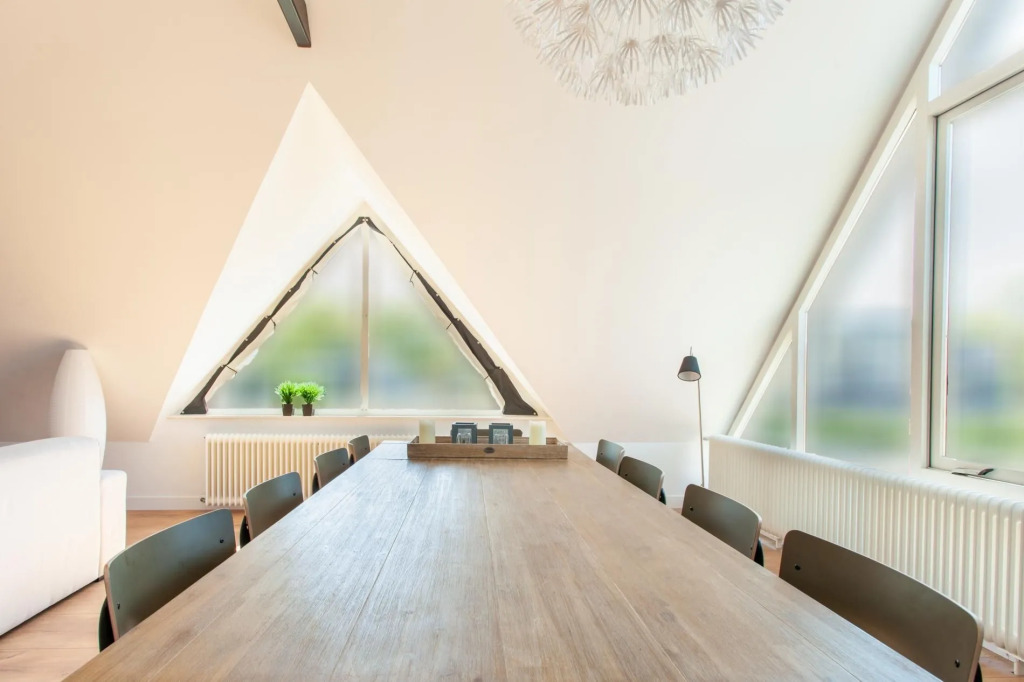 Spacious villa in Rijs near IJsselmeer and forest
