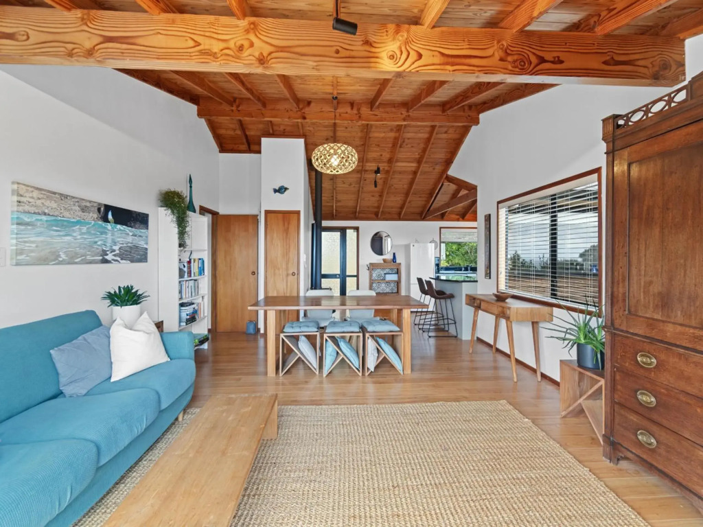 Perfectly Piha - Piha Holiday Home