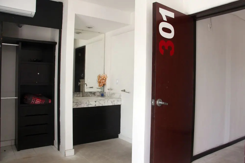 Hotel & Hostel Casa de Luz Cancun