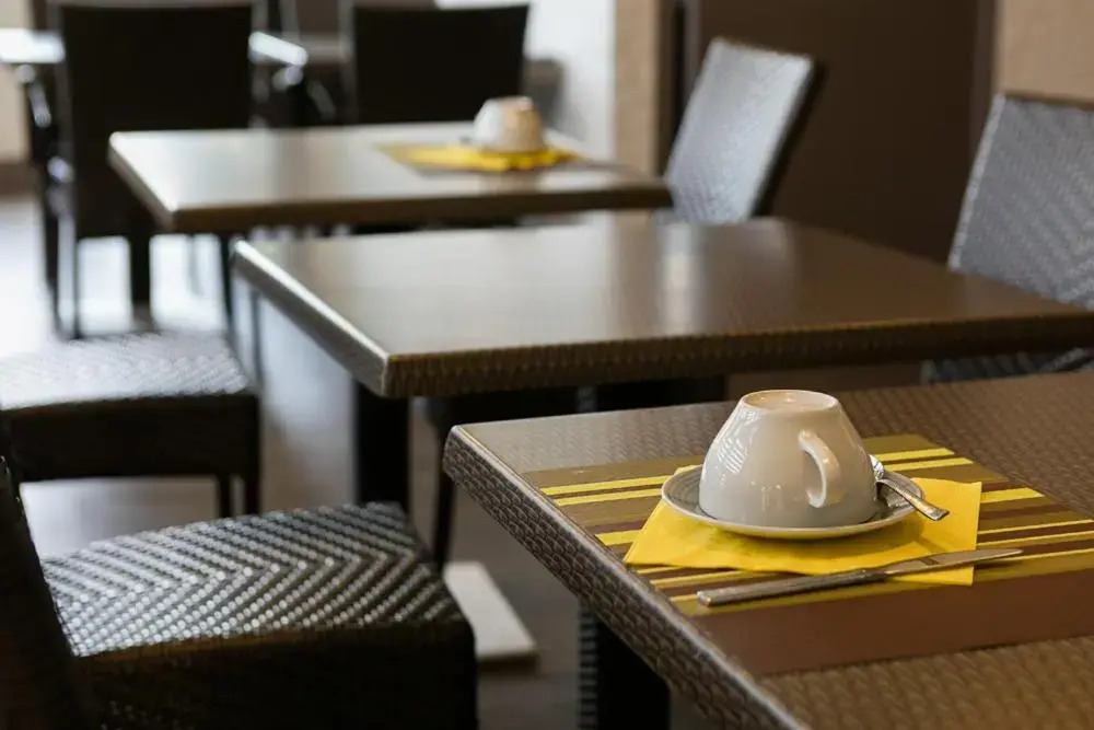 Le Charollais Motel Contact-Hôtel