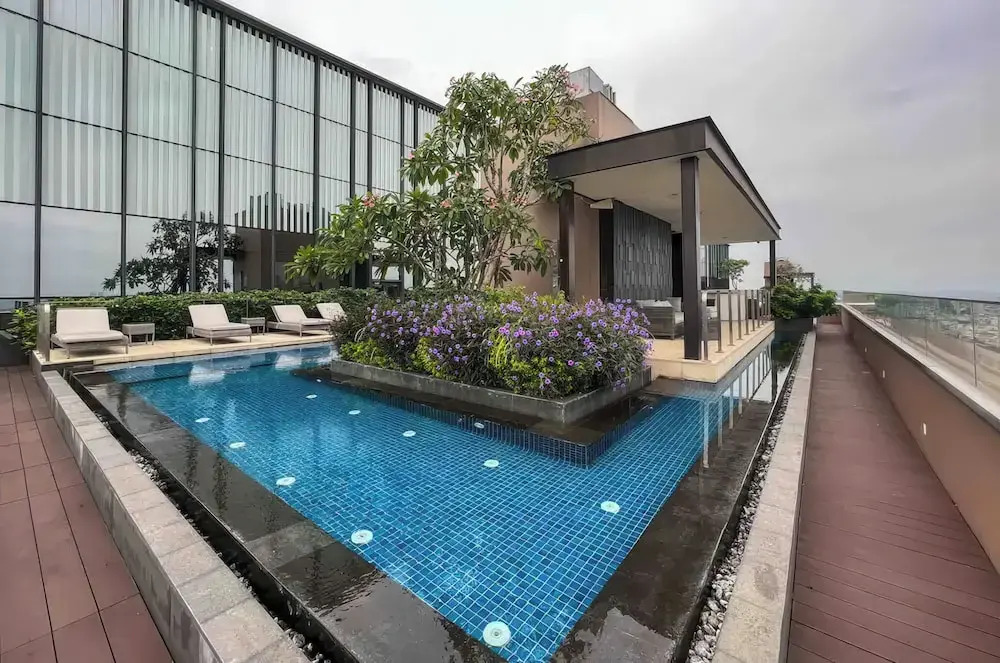 Genius Saigon - The MarQ District 1