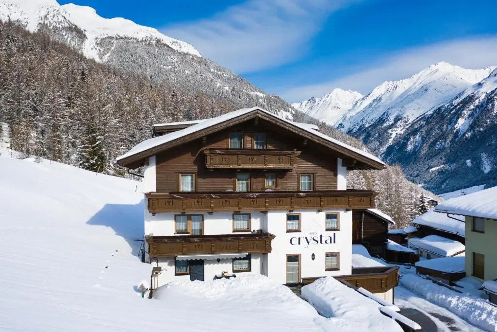Haus Crystal