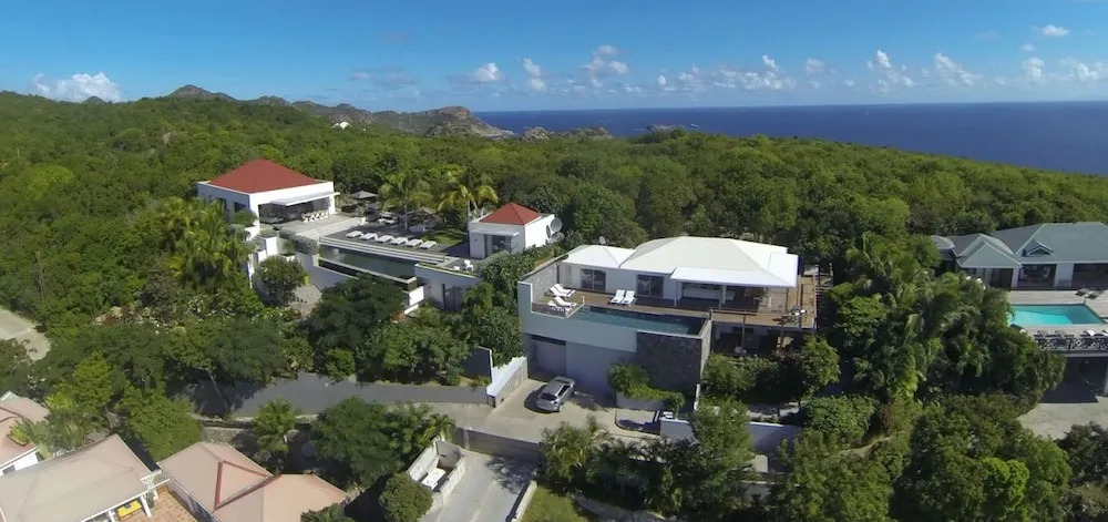 Villa Avalon