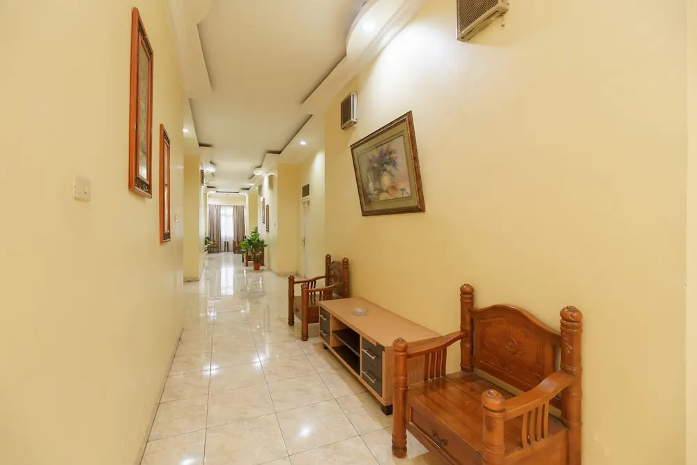 RedDoorz Plus @ Hotel Sempurna Watervang Lubuk Linggau