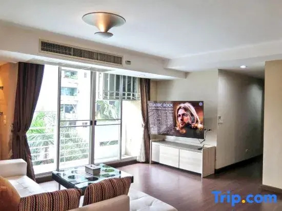 Short-Term Rental Allowed - 4B Downtown BKK Serviced Apartment