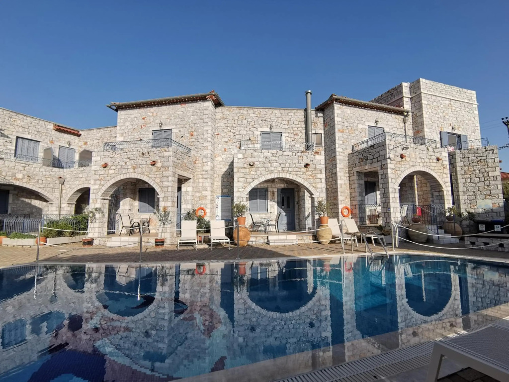 Taletos Apartments
