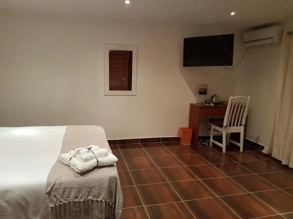 Orquidea GuestHouse Spa & Restaurant