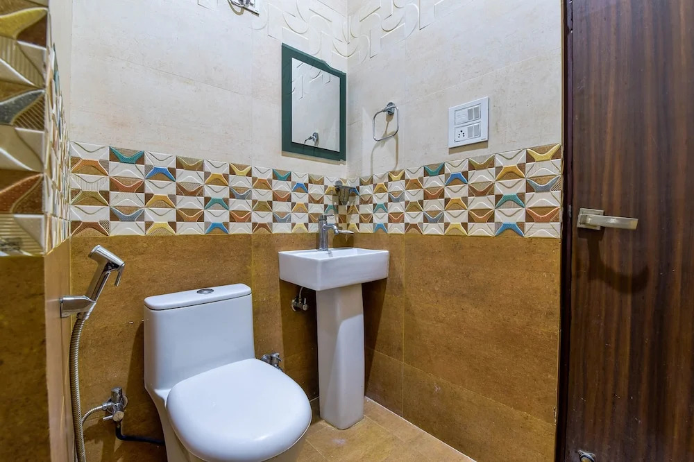 Fabhotel Diamond Key