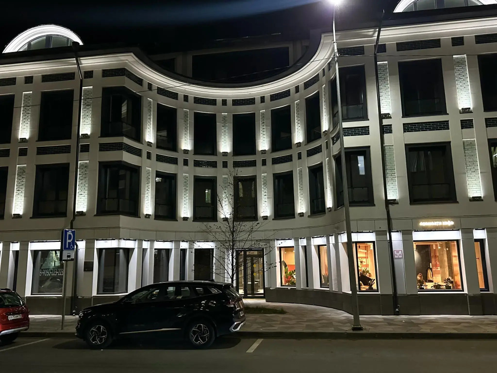 Апартаменты в доме Бизнес-класса в Центре Казани + своя парковка