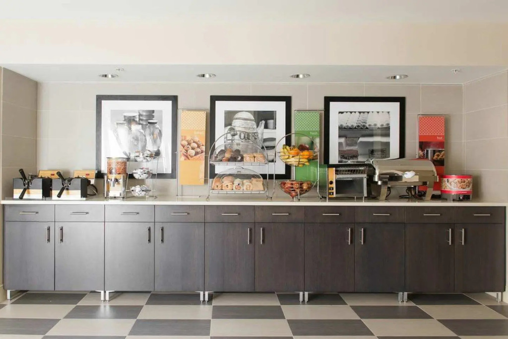 Hampton Inn San Francisco - Daly City