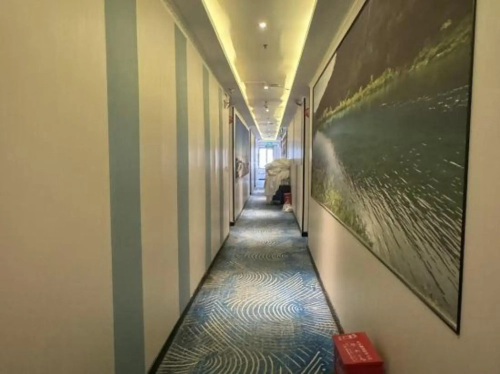 Pod Inn Hotel (Chengdu Second Ring Road West Third Section Shuhan Road East Metro Station)