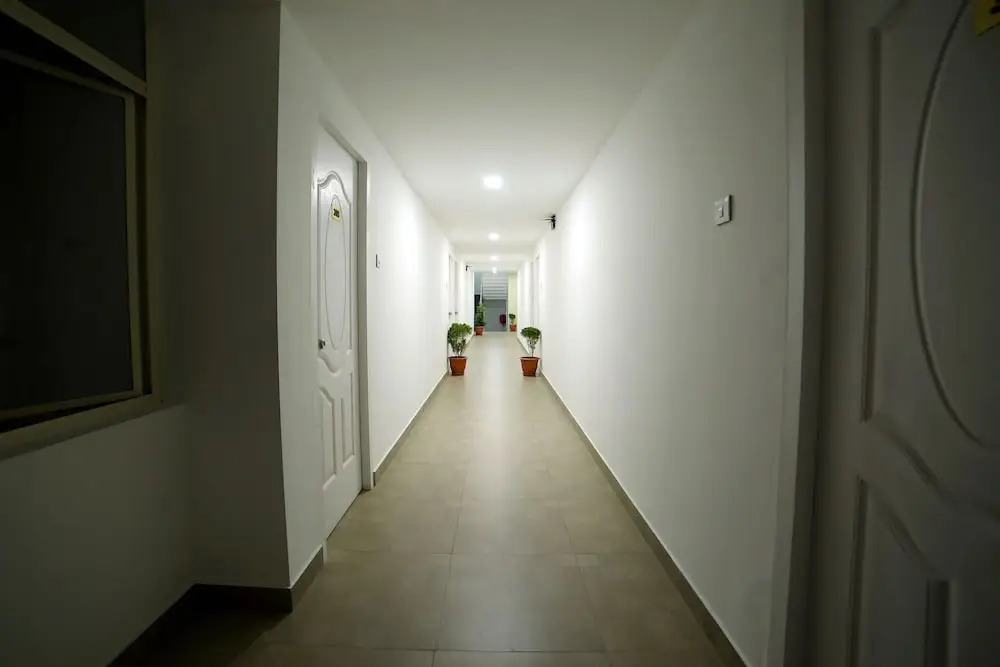 Beachway Hotel
