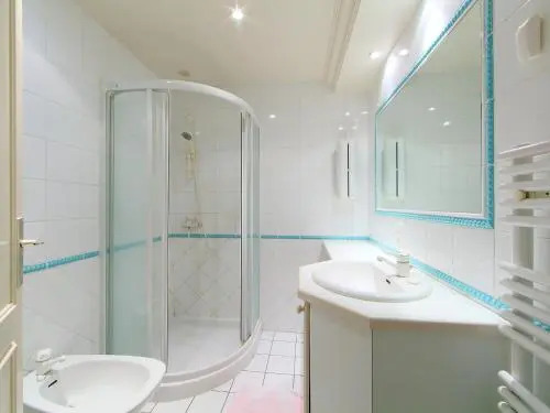 PresquIle Apartment