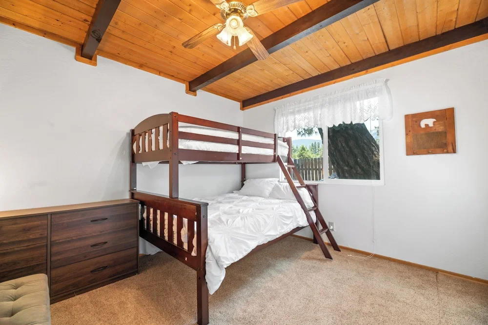 Lazy Bear Cabin