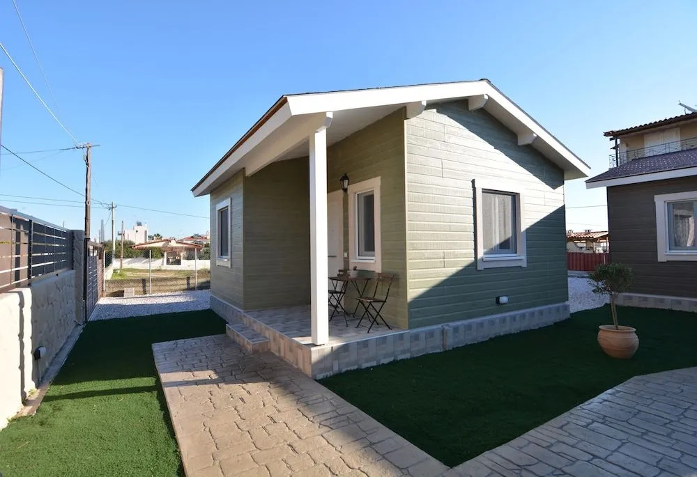 Olympias Apartments by Traser