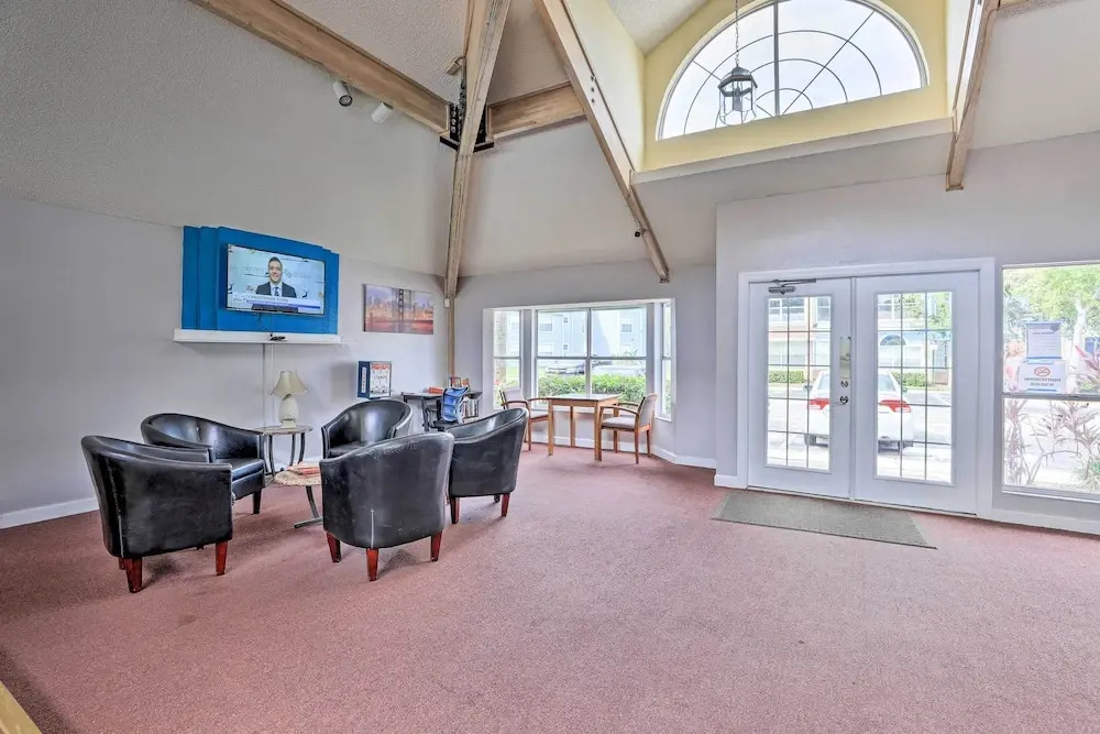 4 Mi to Wdw: Condo w/ Family-friendly Perks!