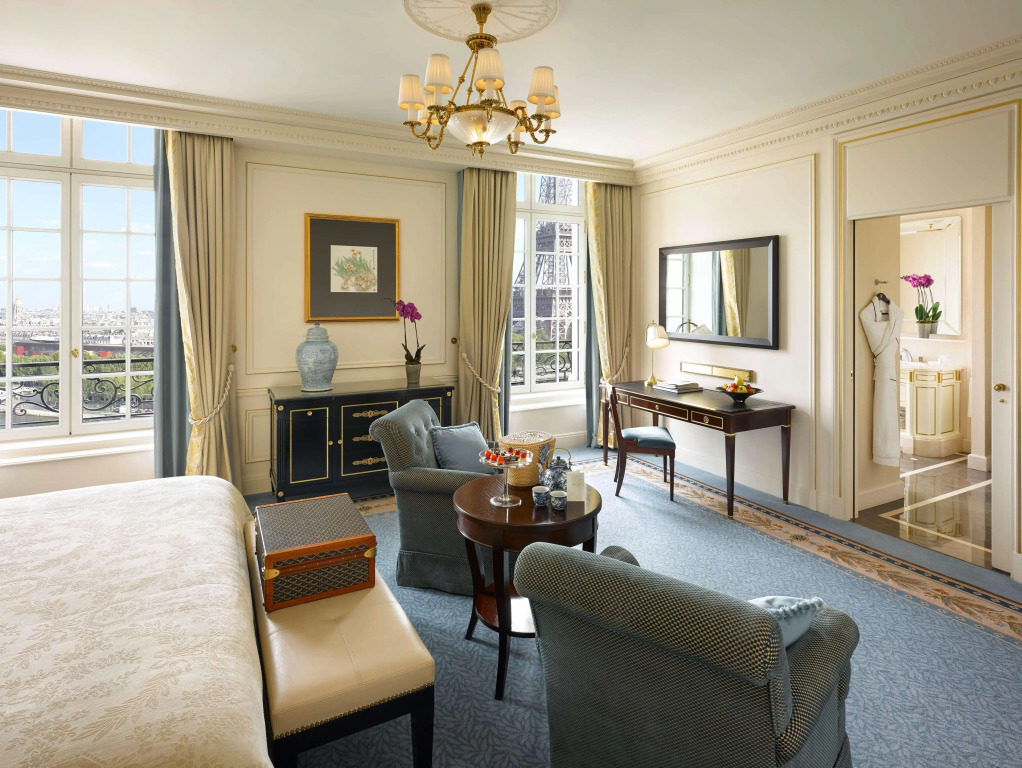 Отель Shangri-La Paris