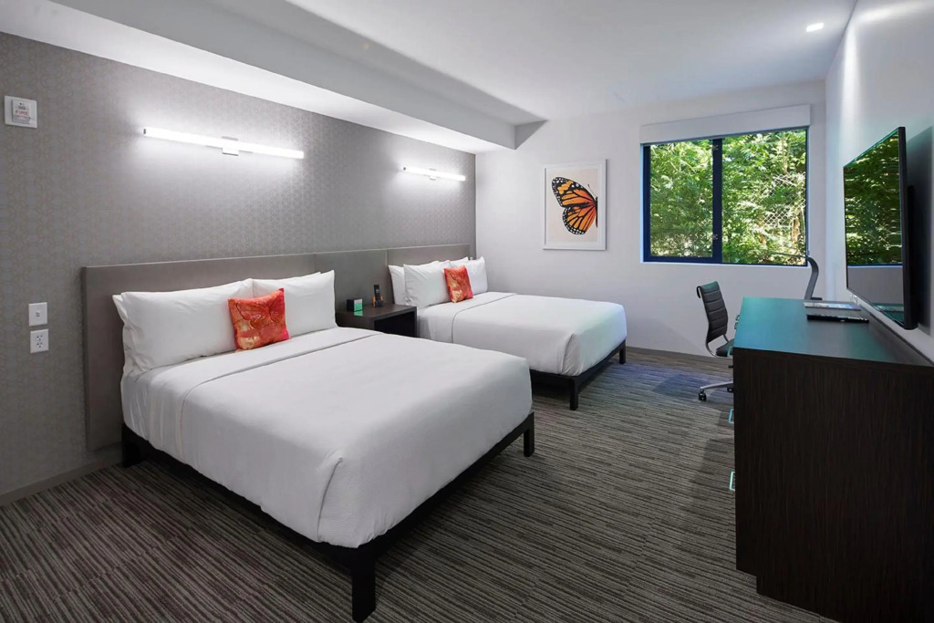 Hotel Mariposa