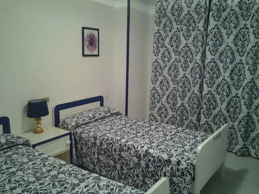 Hostal Restaurante Tanis
