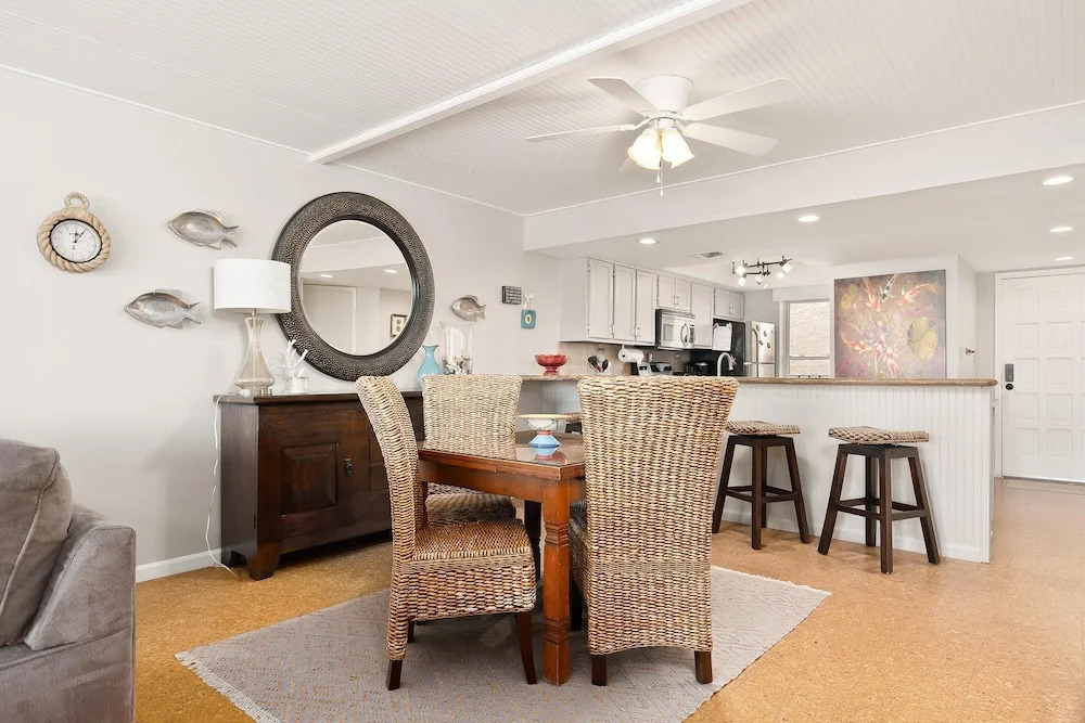 Eat, Beach, Sleep, Repeat! 2 Bedroom Condo