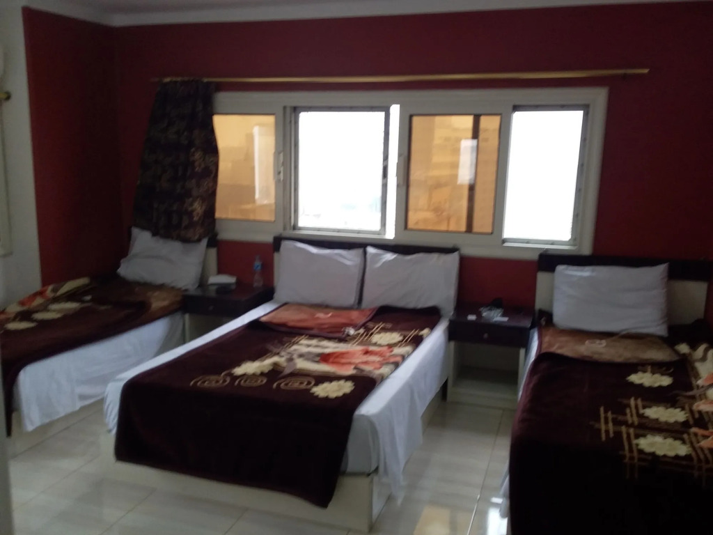 Isis Hostel 2
