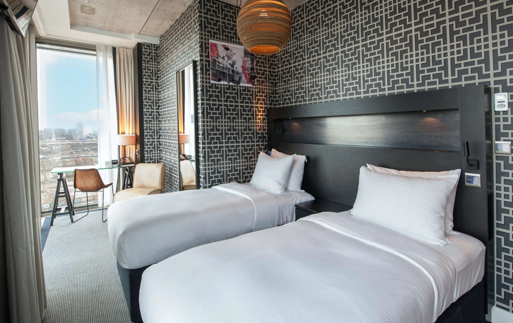 DoubleTree by Hilton Amsterdam - NDSM Wharf