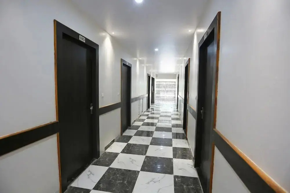 Hotel Lal Havelii Deluxe by OYO Rooms