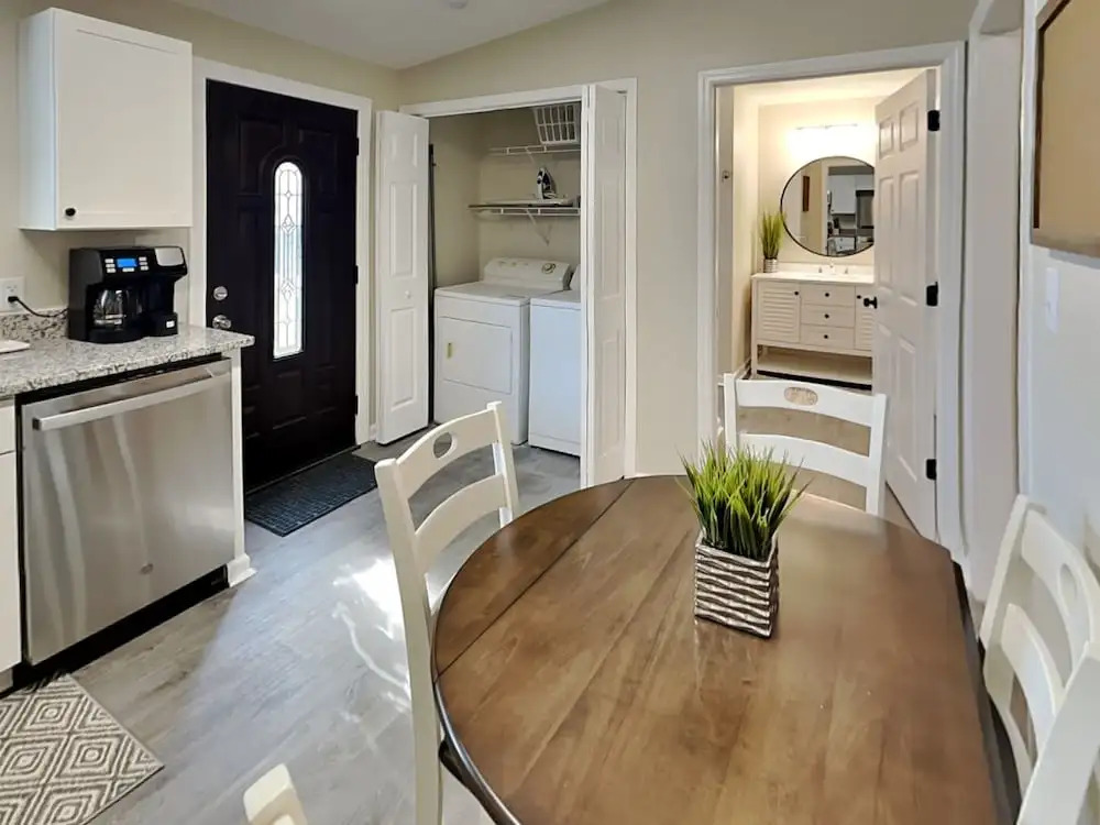Barnard Row House by Tybee Vacation Rentals