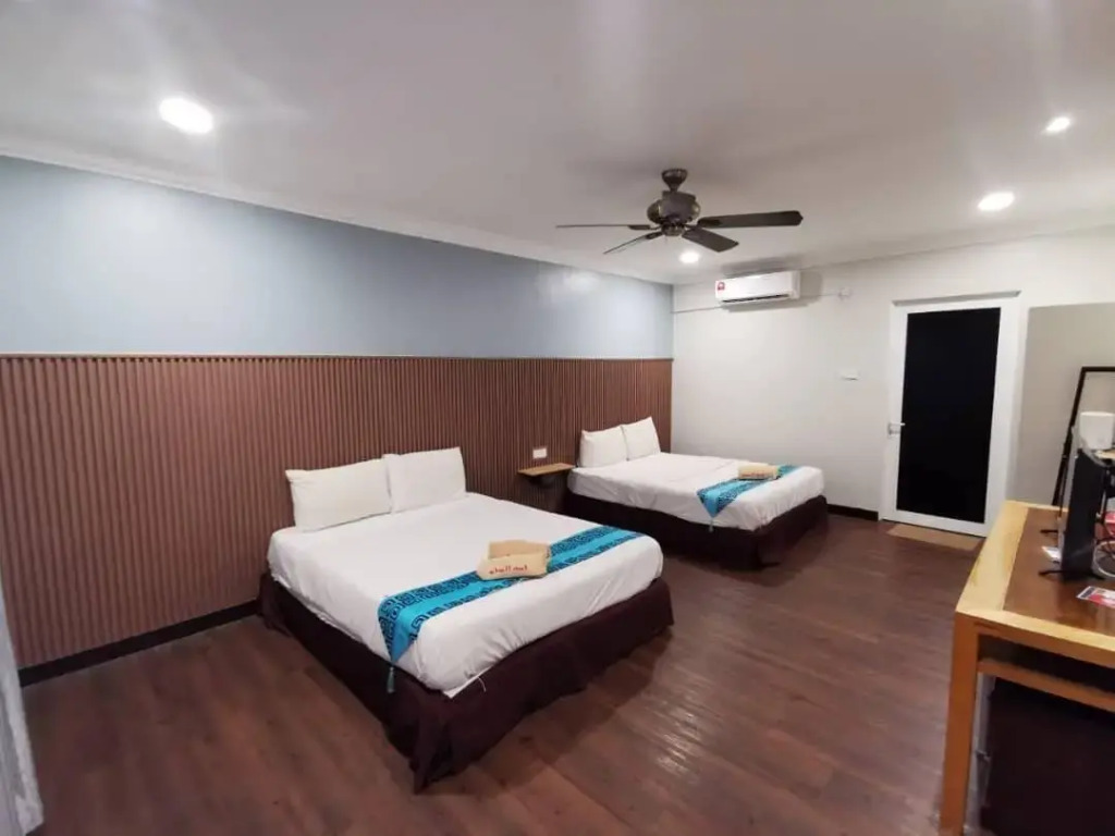 Adina Drive In Motel - Self Service Units Available