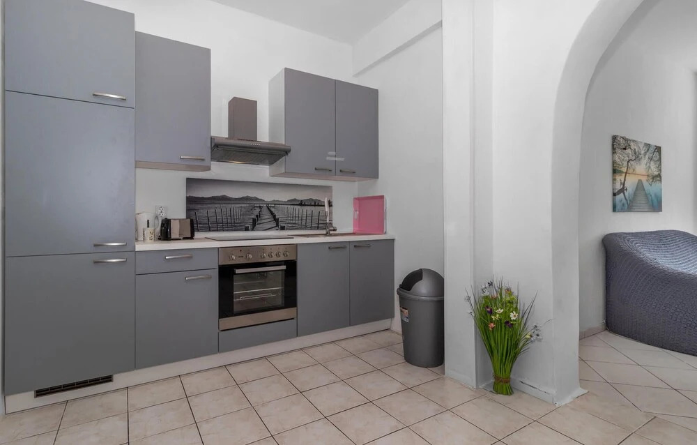 Nice Apartment in Novi Vinodolski With Wifi and 2 Bedrooms
