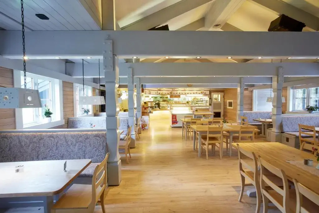 Skjåk Turistheim
