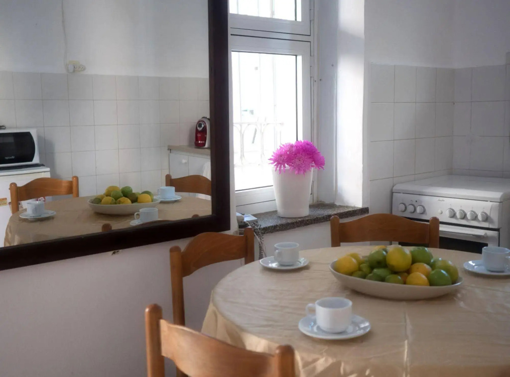 Allenby 2 Bed and Breakfast