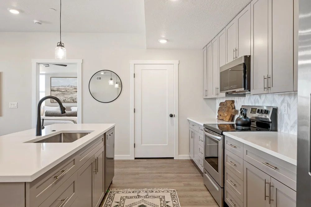 Blue Sky Oasis 2 Bedroom Condo