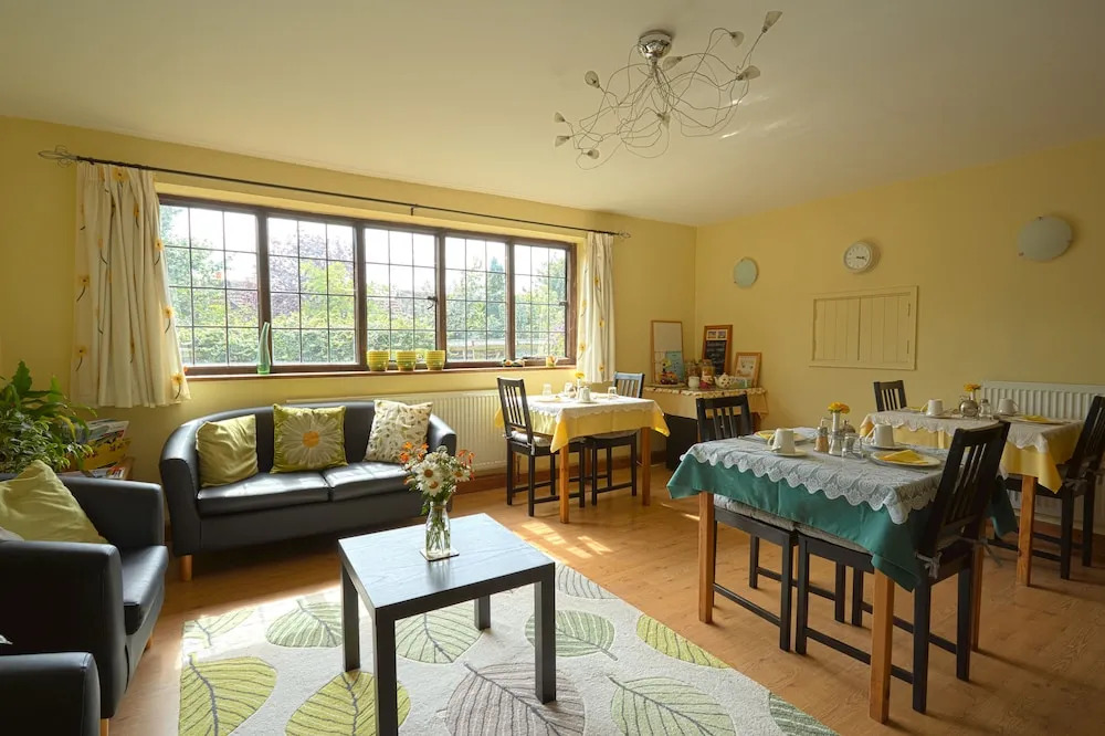 Strawberry Cottage B&B