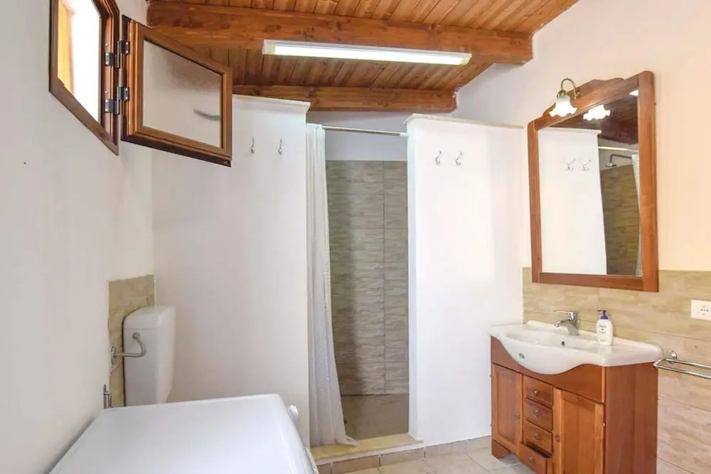 Villa With 3 Bedrooms in Partanna, With Shared Pool, Enclosed Garden and Wifi - 18 km From the Beach