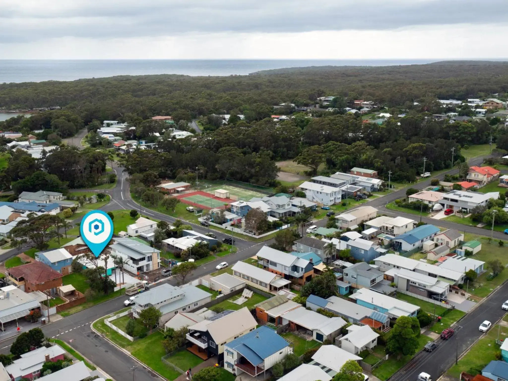 Sandy Feet Retreat I Pet Friendly I 1 Min Walk to Beach