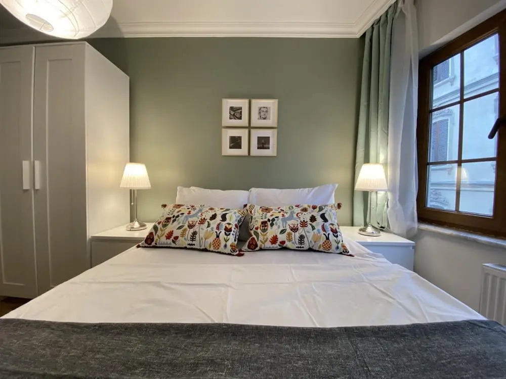 Charming and Central Flat with Balcony in Beyoglu