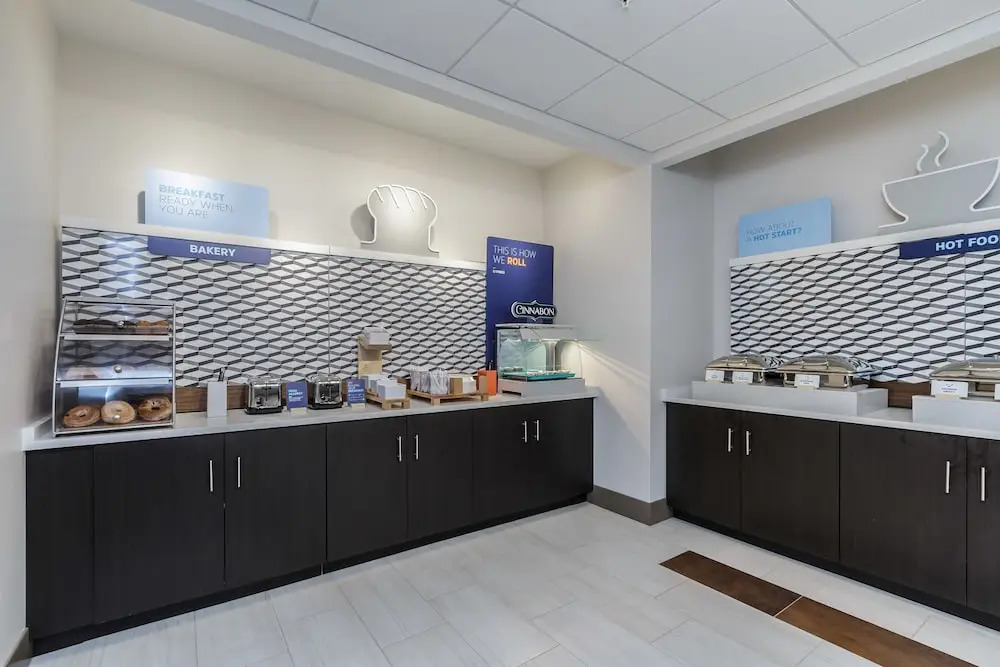 Holiday Inn Express & Suites- South Bend Casino by IHG