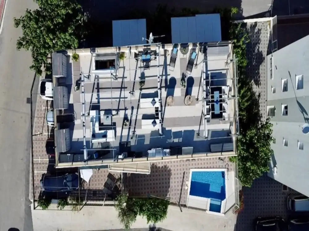 Oceanview Deluxe Penthouse Apartment With 89m2 Living Space & 90m2 Roof Terrace