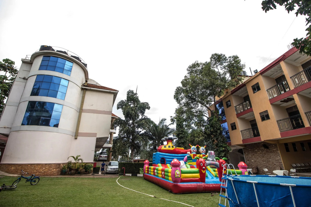 Sir Jose Hotel