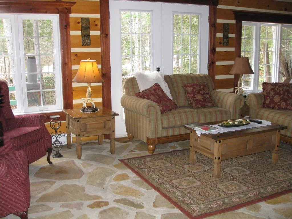 Domaine Rivière Sacacomie Chalets et Bed and Breakfast -Manoir Canergie