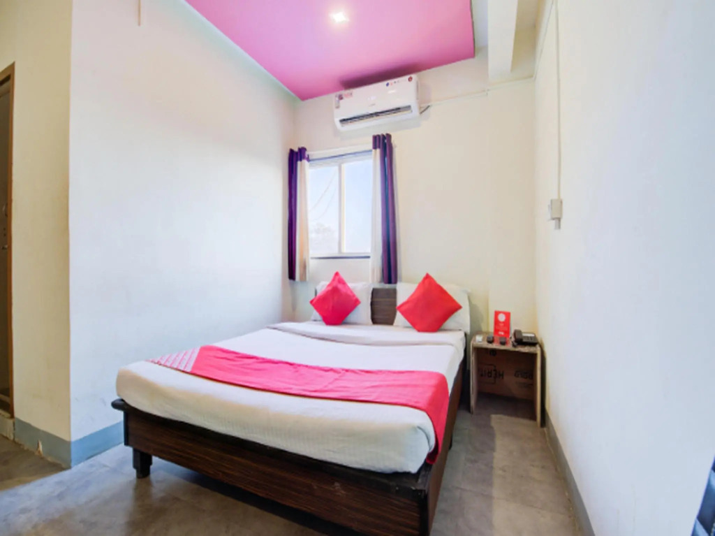 OYO 9910 Sambram Inn