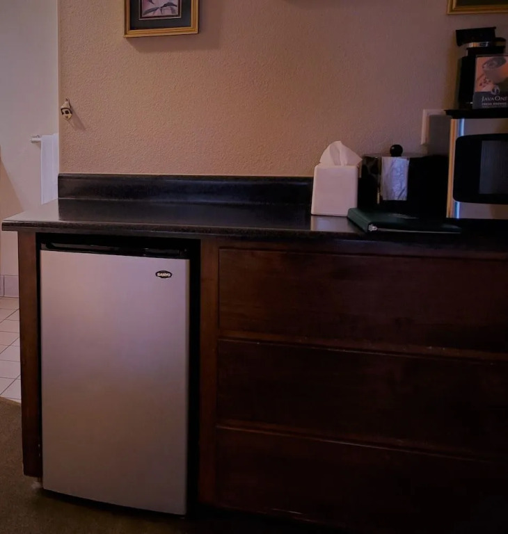 Redwood Hyperion Suites