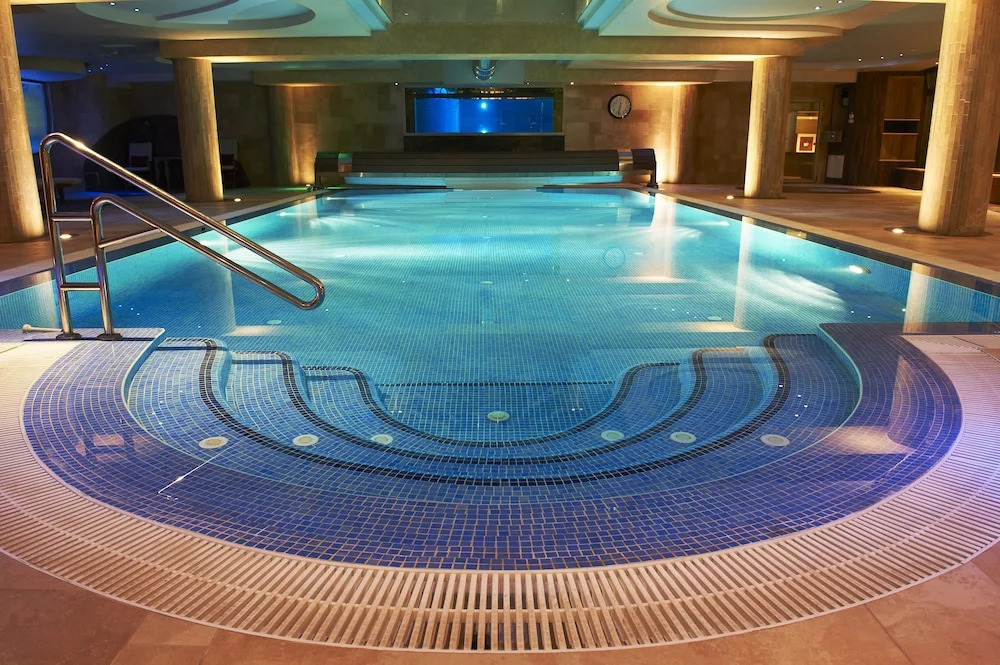 Akinon Resort