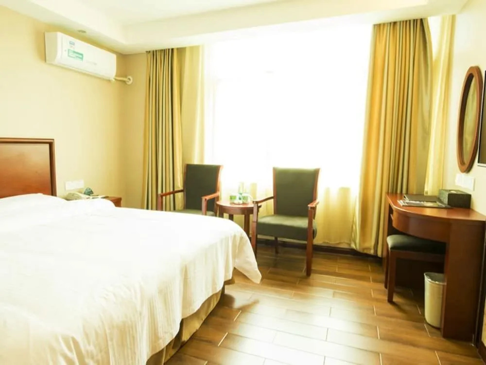 GreenTree Inn PuNing International Commodity City Hotel