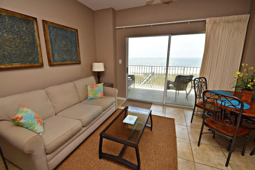 Tidewater 407 by RedAwning