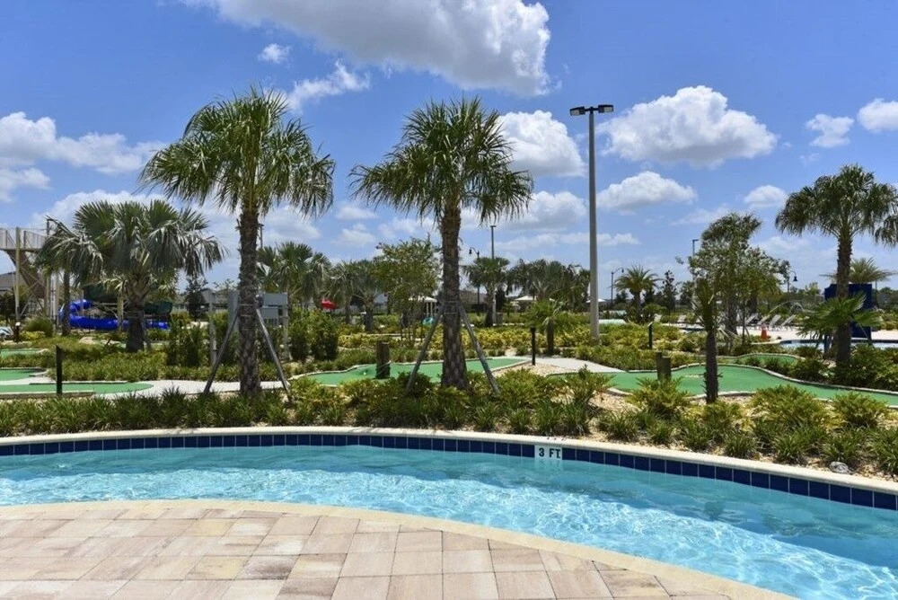 Beautiful 6 Bedroom Pool Home in Storey Lake 6 Villa by Redawning