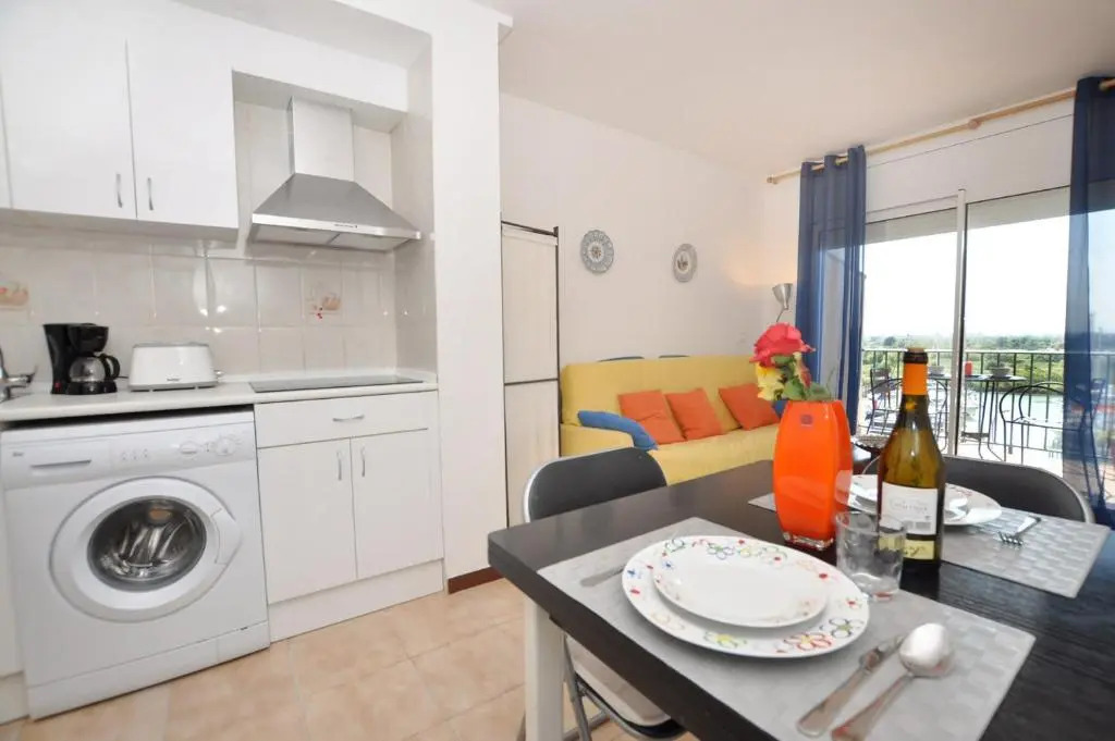 1039 Port Badia 1