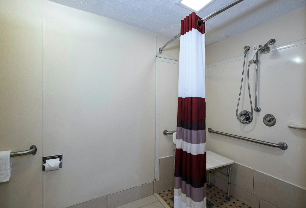 Red Roof Inn Cincinnati East - Beechmont