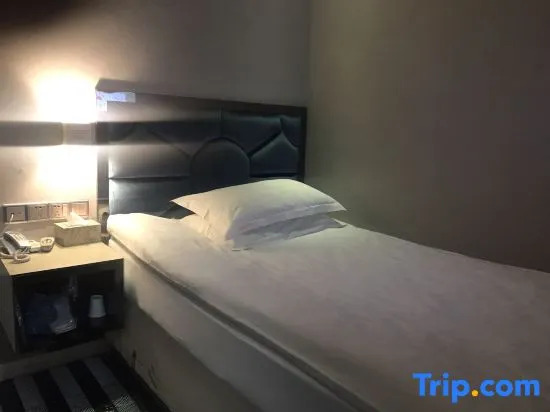 Shanghai Yijun Select Hotel